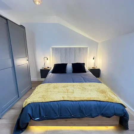 Duplex Serranos